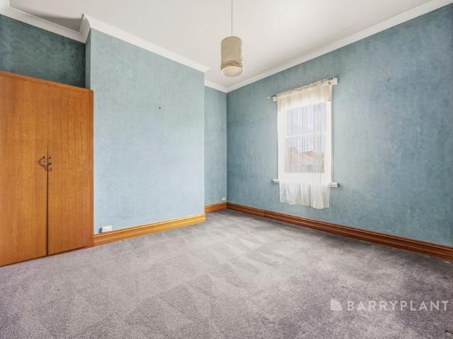 2 Bedrooms  Location and Lifestyle Await
