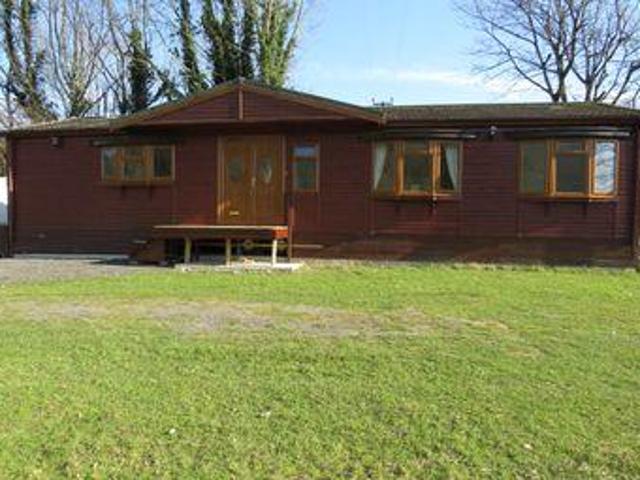 2 Bedrooms Lodge for sale in Coed Y Glyn, Glyndyfrdwy, Corwen LL21