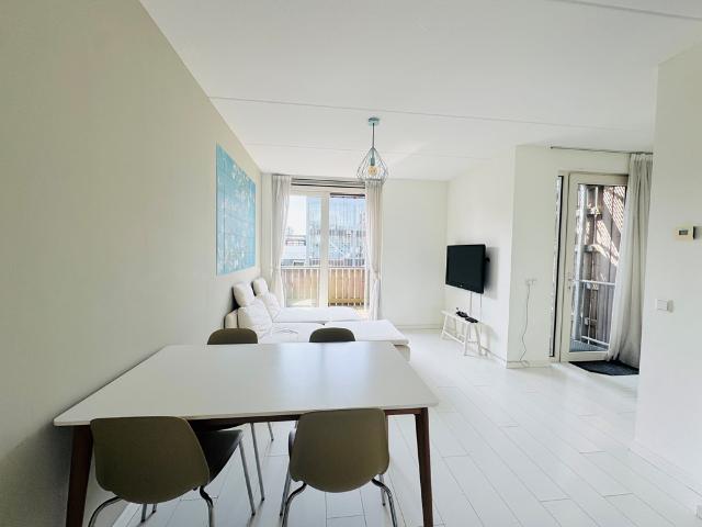 2 bedrooms Surface Area: 60m2 Furnished