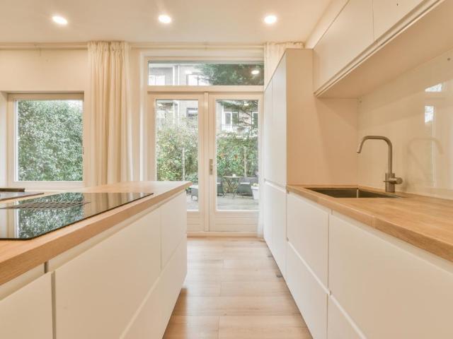 2 bedrooms Surface Area: 80m2