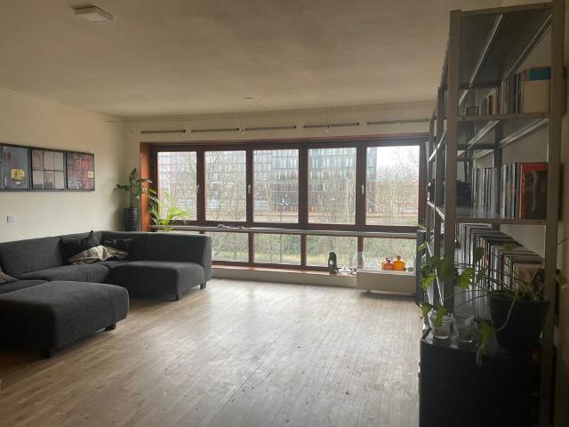 2 bedrooms Surface Area: 93m2 Furnished