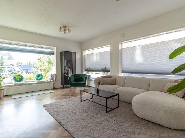 2 bedrooms Surface Area: 95m2 Furnished