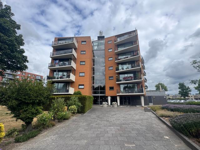 2 bedrooms Surface Area: 95m2