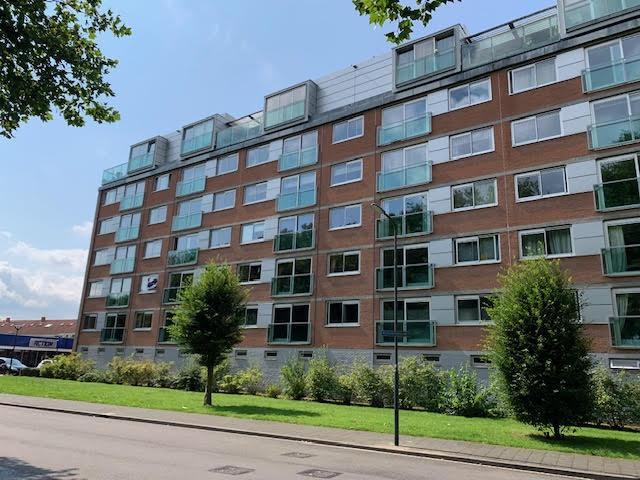 2 bedrooms Surface Area: 100m2