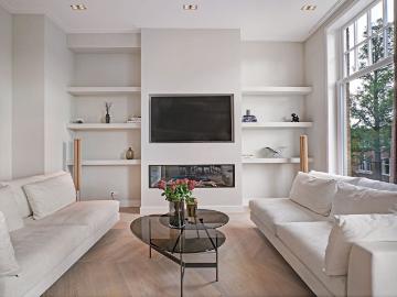 2 bedrooms Surface Area: 104m2 Furnished