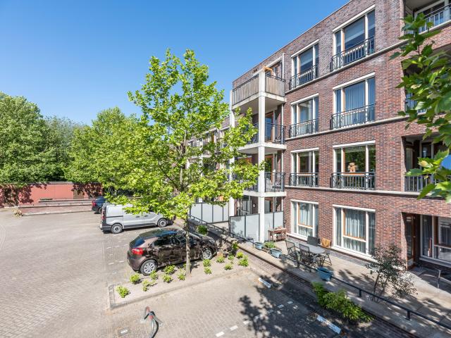 2 bedrooms Surface Area: 110m2