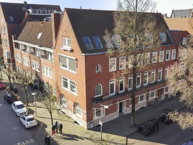 2 bedrooms Surface Area: 140m2