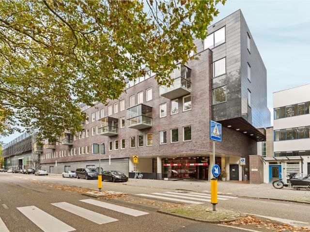2 bedrooms Surface Area: 150m2 Furnished
