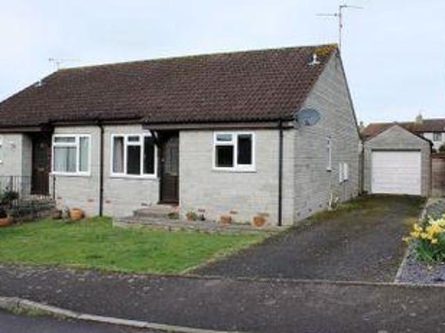 2 Bedrooms Semi detached bungalow for sale in St. Marys Park, Huish Episcopi, Langport TA10