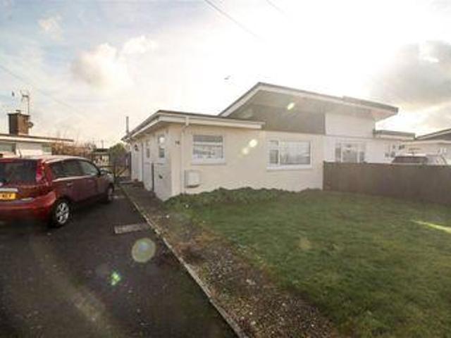 2 Bedrooms Semi detached bungalow for sale in The Boulevard, Pevensey Bay, Pevensey BN24