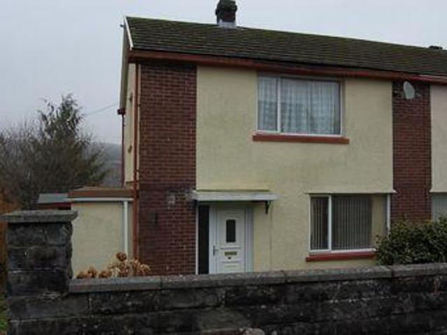 2 Bedrooms Semi detached house for rent in Jones Terrace, Glanamman, Ammanford SA18
