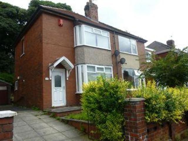 2 Bedrooms Semi detached house for rent in Nares Road, Blackburn, Lancashire BB2
