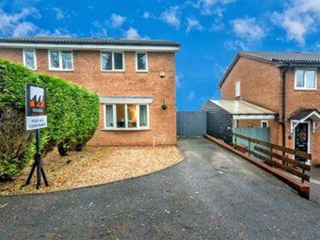 2 Bedrooms Semi detached house for sale in Elder Close, Heath Hayes, Cannock WS11