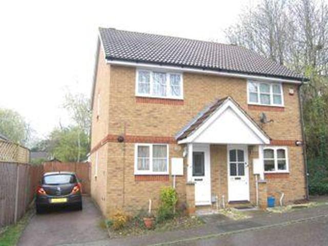 2 Bedrooms Semi detached house for sale in Malden Fields, Bushey WD23