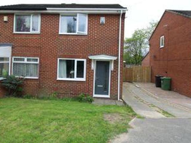 2 Bedrooms Semi detached house for sale in The Gardens, Morley, Leeds LS27