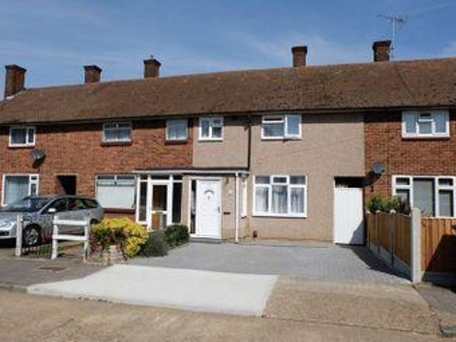 2 Bedrooms Terraced house for rent in Bovey Way, South Ockendon RM15
