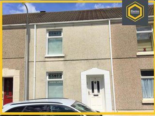 2 Bedrooms Terraced house for rent in Catherine Street, Llanelli SA15