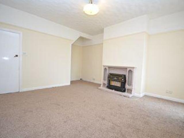 2 Bedrooms Terraced house for rent in Haldane Road, Darwen, Lancashire BB3
