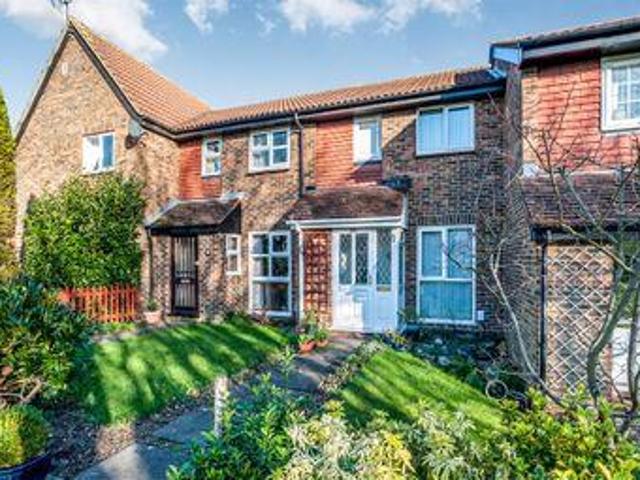 2 Bedrooms Terraced house for sale in Oak Green Way, Abbots Langley WD5