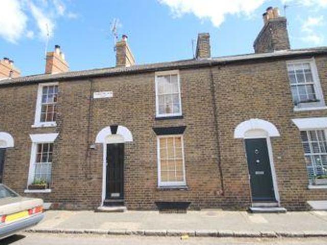 2 Bedrooms Terraced house for sale in Abbey Street, Faversham ME13