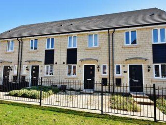 2 Bedrooms Terraced house for sale in Hazel Gardens, Harwell, Didcot OX11