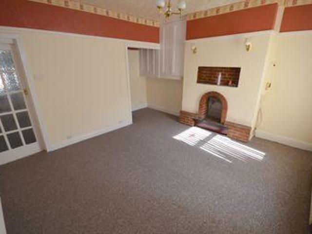 2 Bedrooms Terraced house for sale in Investment Opportunity With Tenant, Snape Street, Darwen BB3