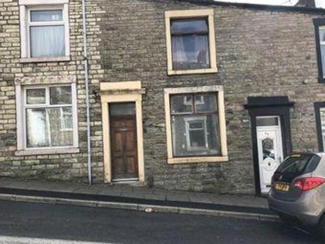 2 Bedrooms Terraced house for sale in Snape Street, Darwen, Lancashire. BB3