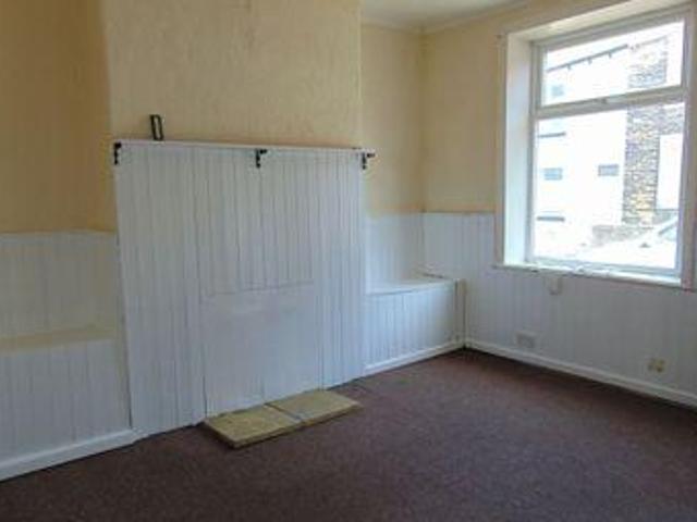 2 Bedrooms Terraced house for sale in Whitehall Street, Nelson, Lancashire BB9