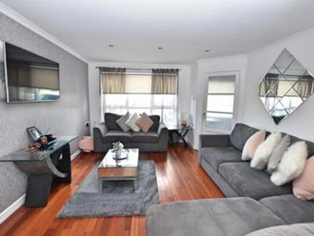 2 Bedrooms Terraced house for sale in 4 Macgowan Way, Greenock PA15