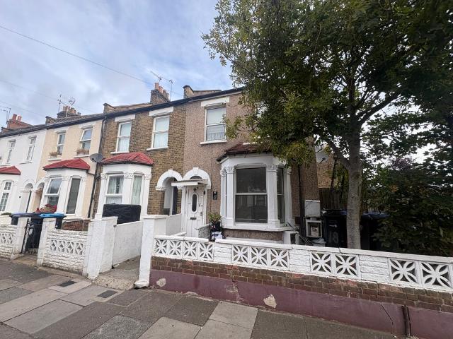 2 bedrooms To Let