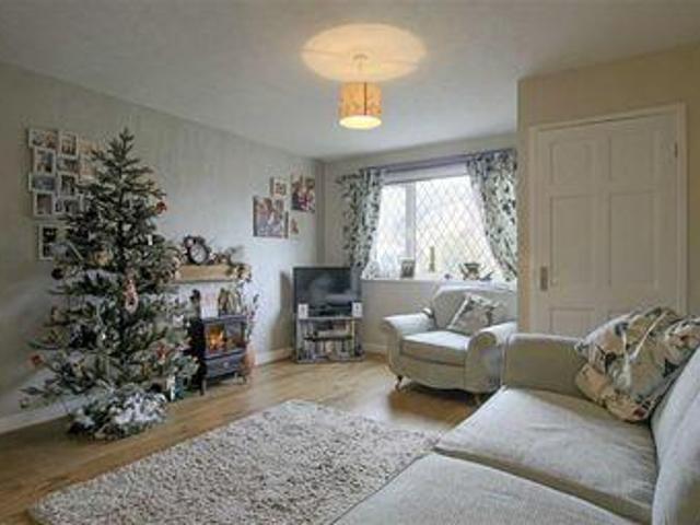 2 Bedrooms Town house for sale in Oak Close, Rishton, Blackburn BB1