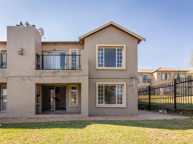 2 bedrooms Townhouse / Apartment in WILGEHEUWEL
