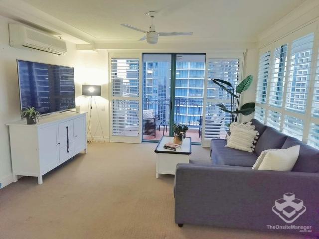 2 BEDROOMS UNFURNISHED APARTMENT with fabulous views