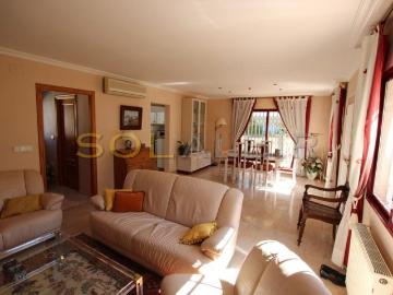 2 Bedrooms Villa in Albir Alicante Costa Blanca