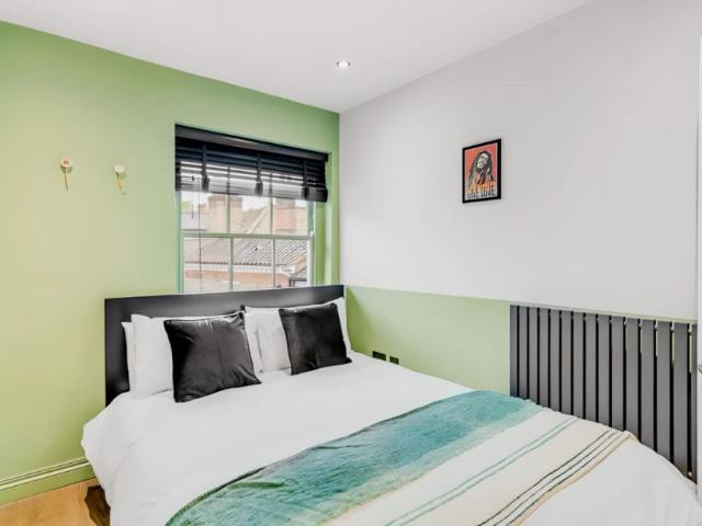 2 Bedrooms 1 Bathroom