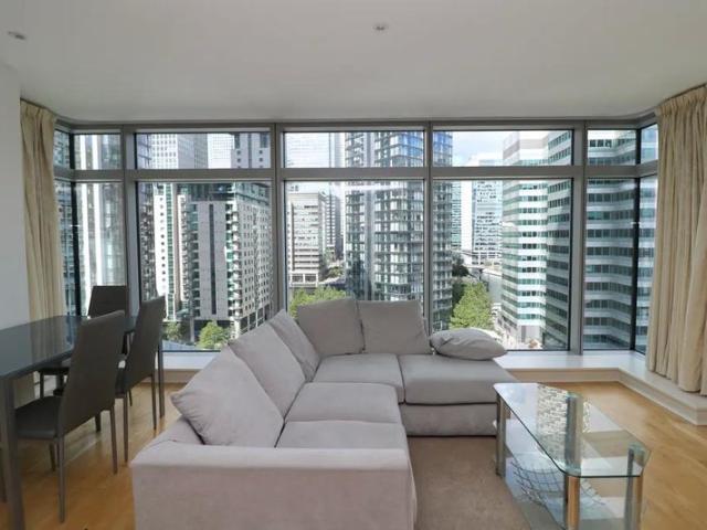 2 bedrooms, 2 bathroom with city and river views