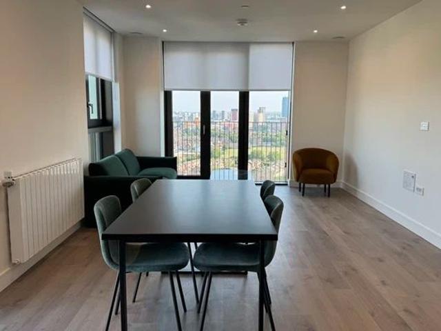 2 Bedrooms 2 Bathrooms Flat1803