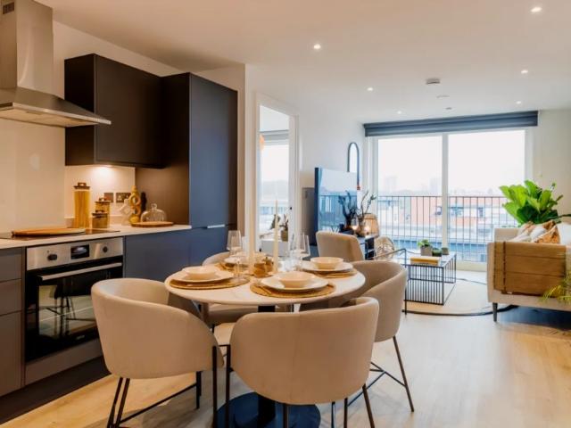 2 bedrooms 2 bathrooms