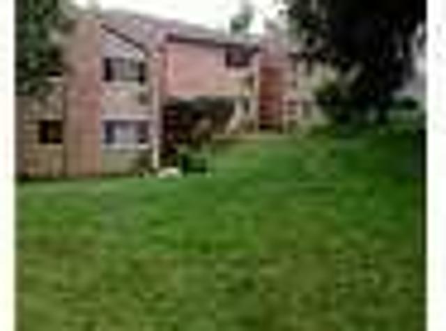 2 bedrooms, $679/mo convenient location