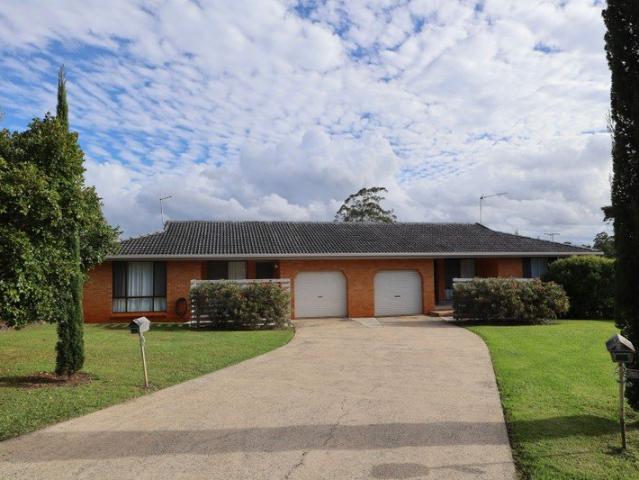 2 BEDROOOM UNIT IN QUIET GOONELLABAH CUL DE SAC