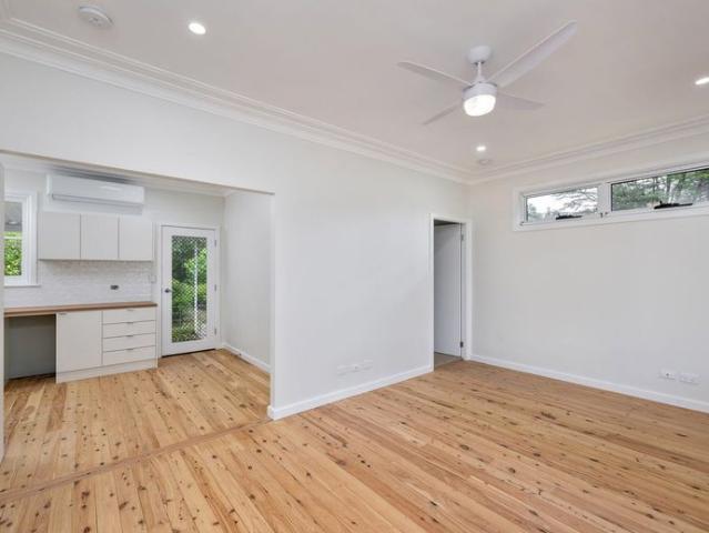 2 Beds | 1 Bath
