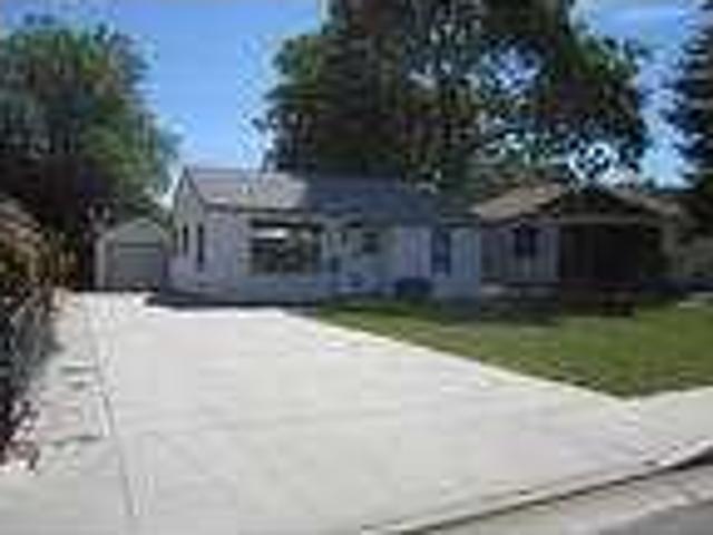2 Beds 1 Bath
