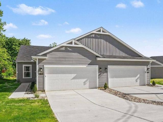 2 beds & 2 baths l 1,105 sqft