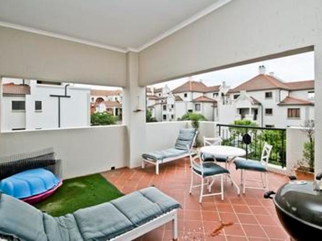 2 beds and 2 baths north facing ligh.