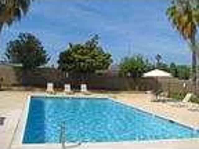 2 Beds Valley View Village