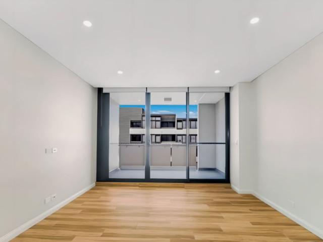 2 Betty Cuthbert Avenue, Sydney