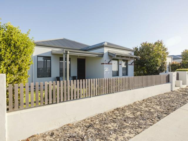 2 Betts Lane, Alkimos WA