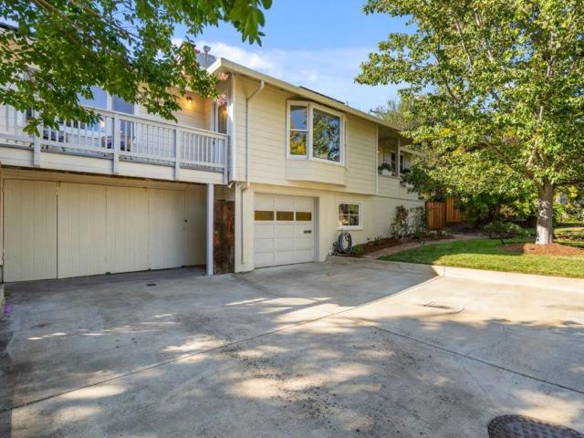 2 Beverly Drive