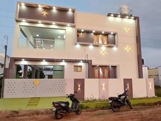 2 BHK Villa in West Tambaram for resale Chennai. The reference number is 17646997
