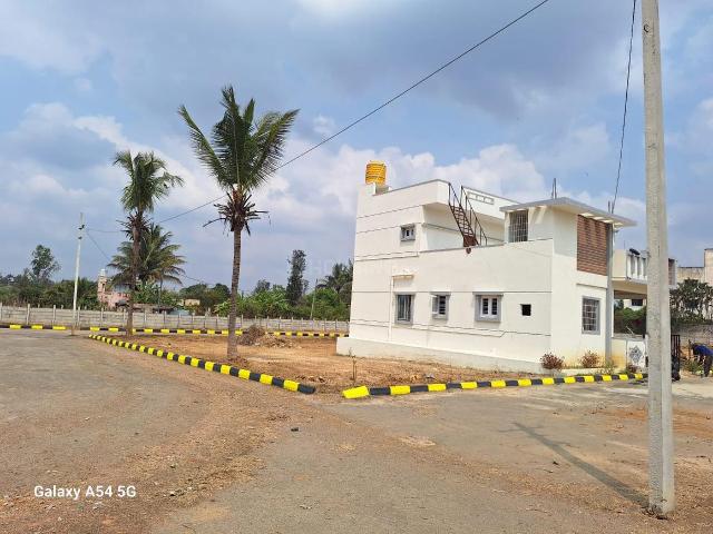 2 BHK Villa in Anekal for resale Bengaluru. The reference number is 20634257